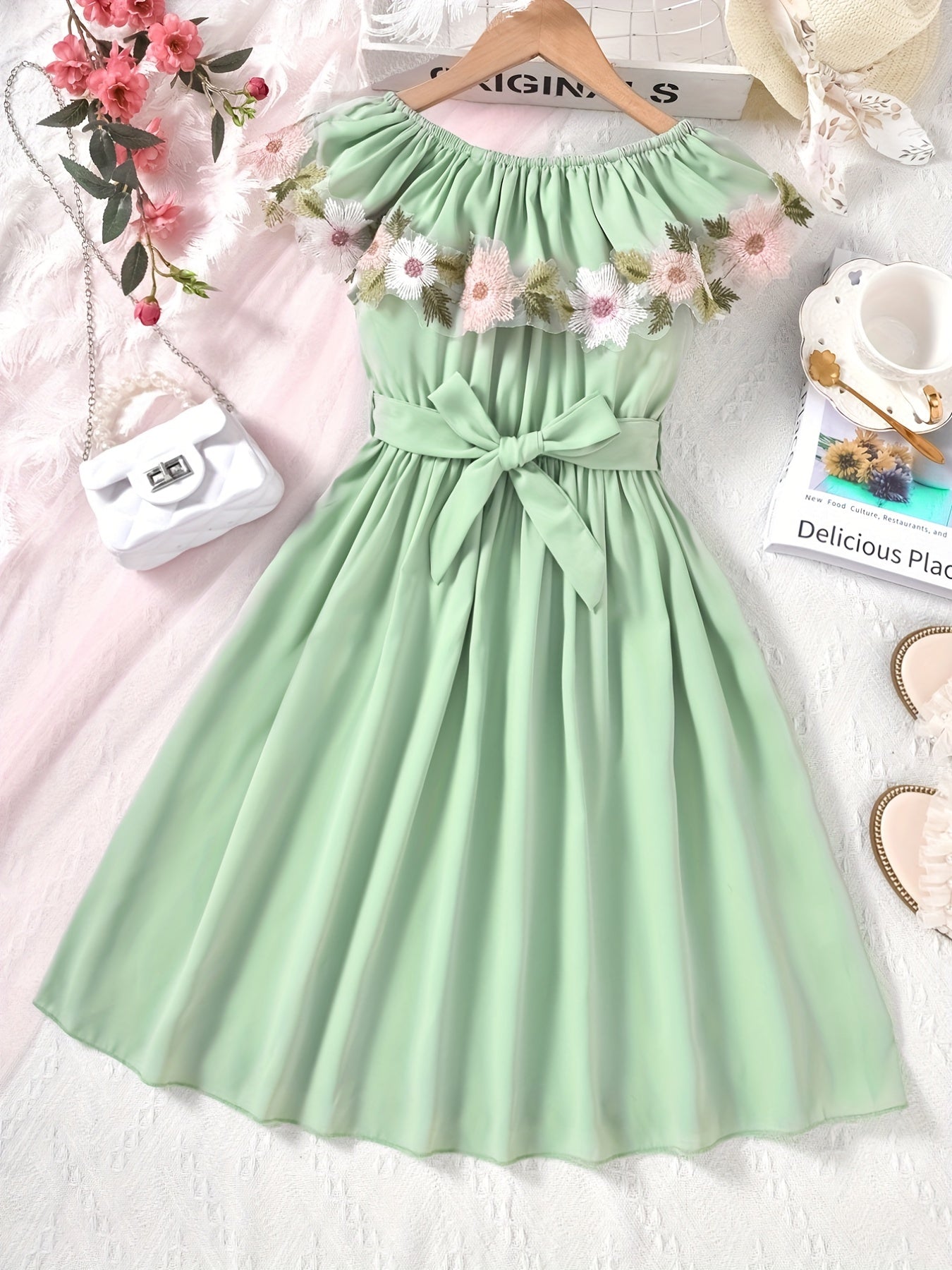Girls Ruffle Trim Off Shoulder Floral Dress For Vacation