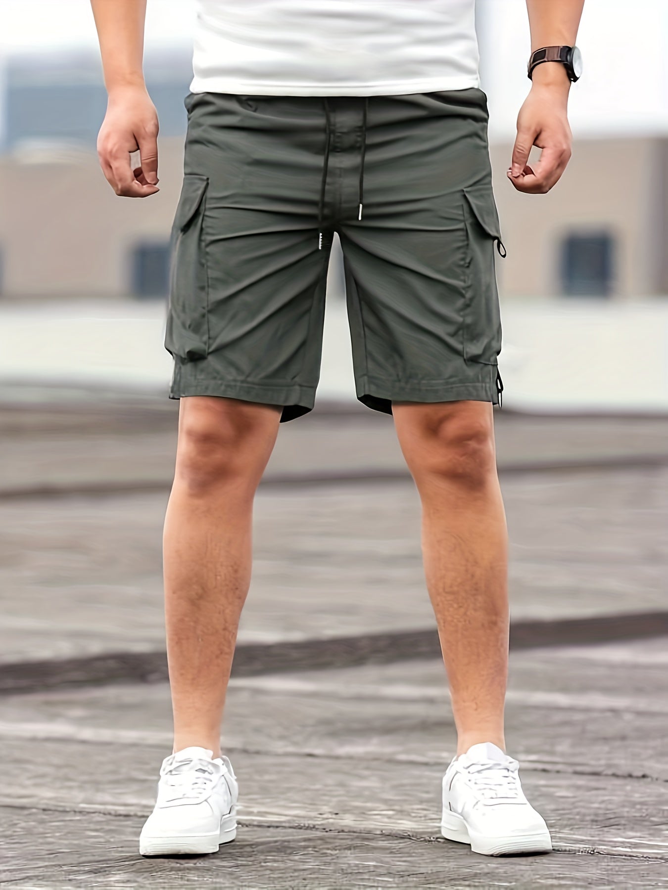 Outdoor Men's Cargo Shorts With Stretch Fabric & Pockets