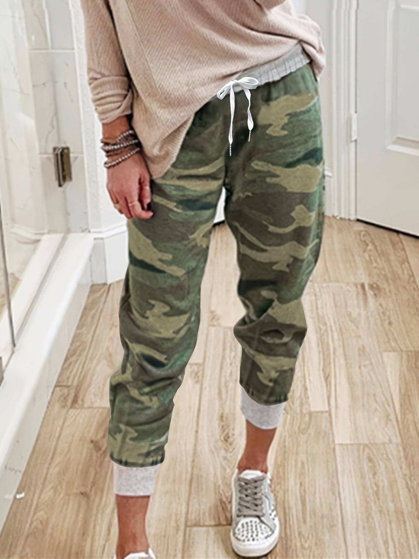 Women's Plus Camo Drawstring Elastic High Rise Joggers