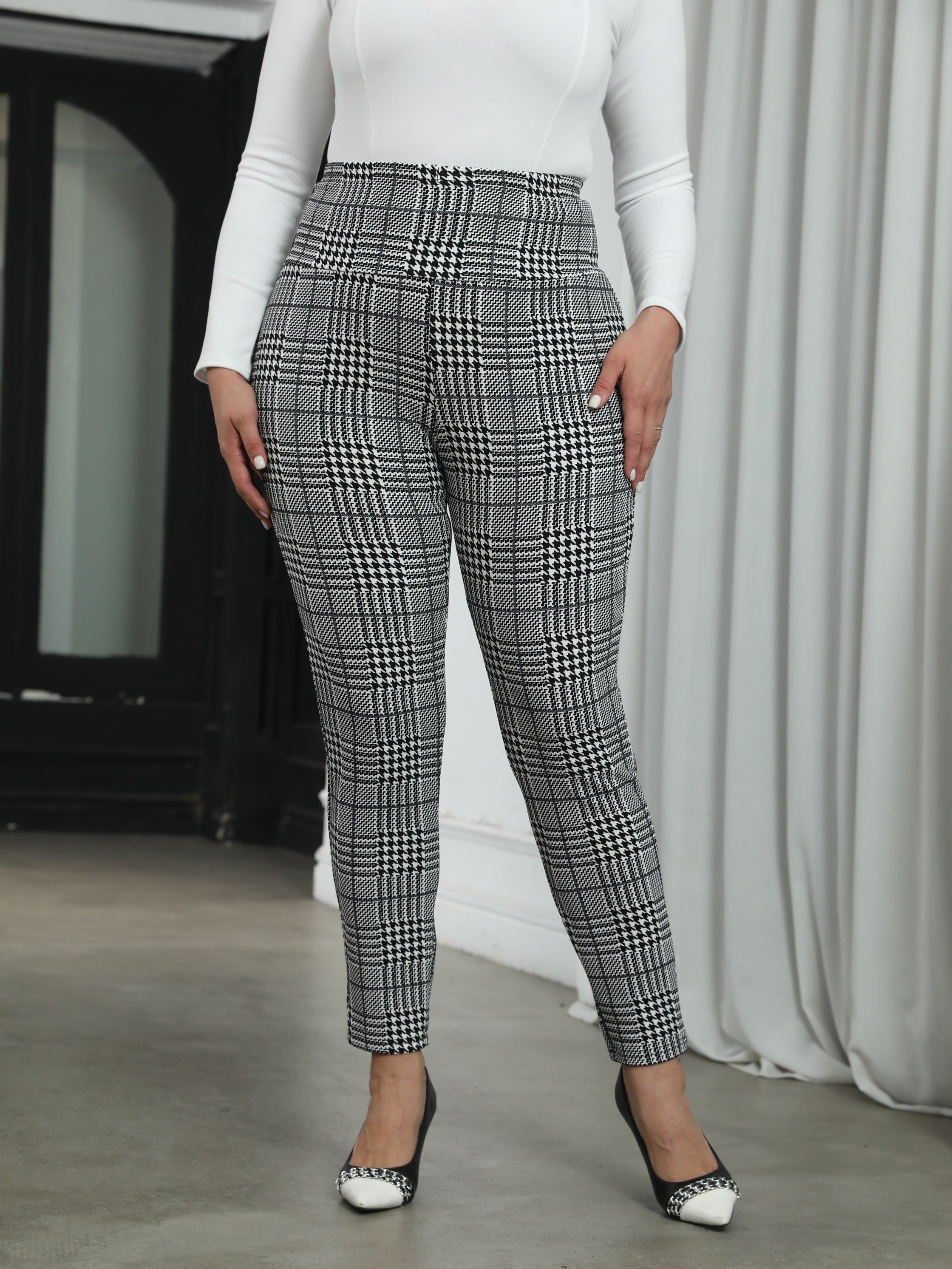  Plaid Print High Rise Skinny Trousers