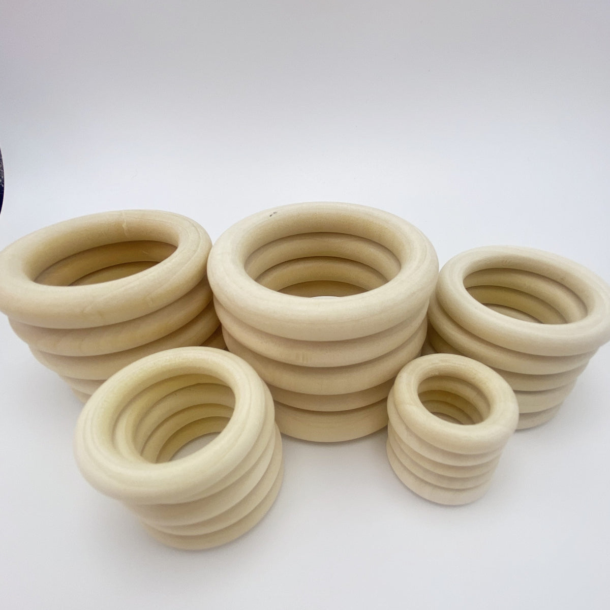 25pcs Unfinished Wooden Rings Crafting Jewelry Making Connectors 5 Sizes