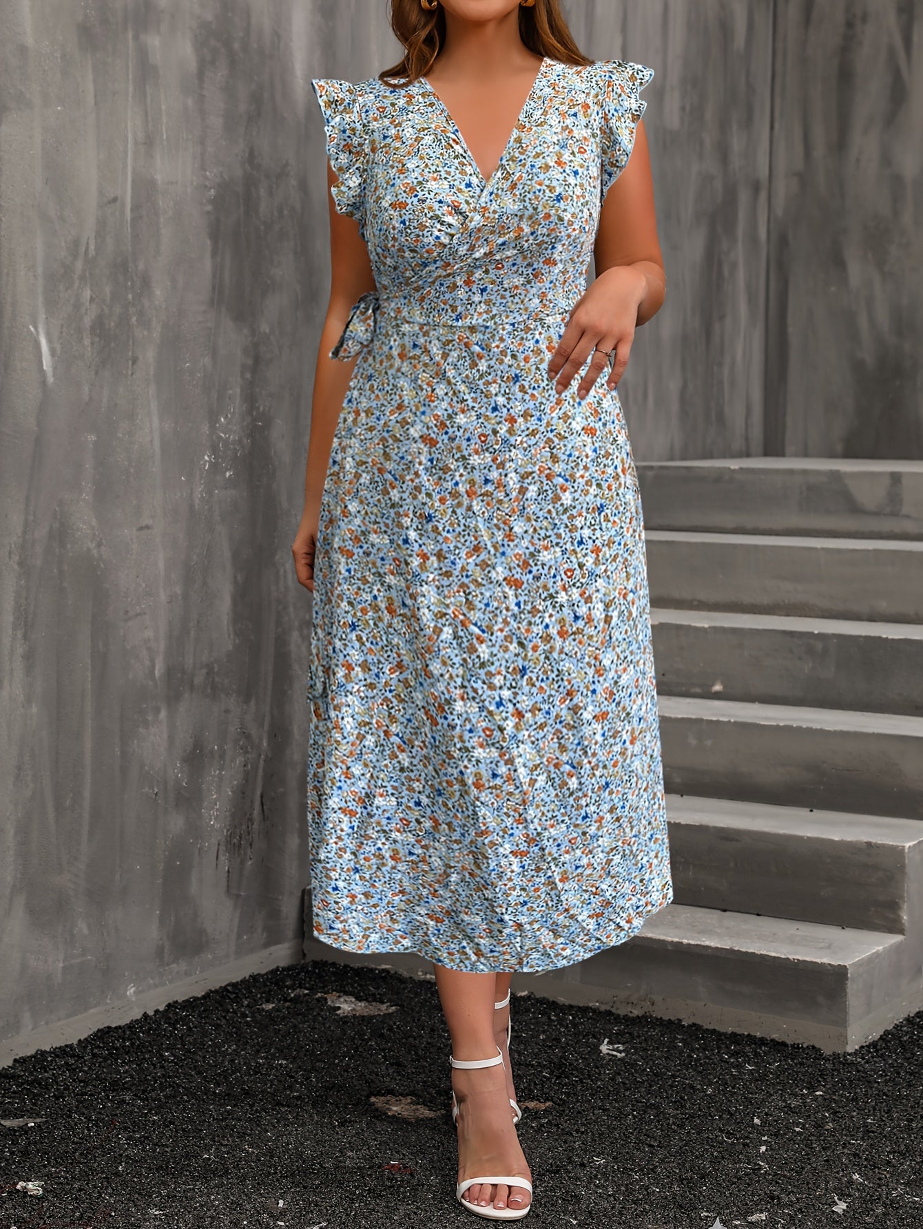  Ditsy Floral Print Butterfly Sleeve Maxi Dress