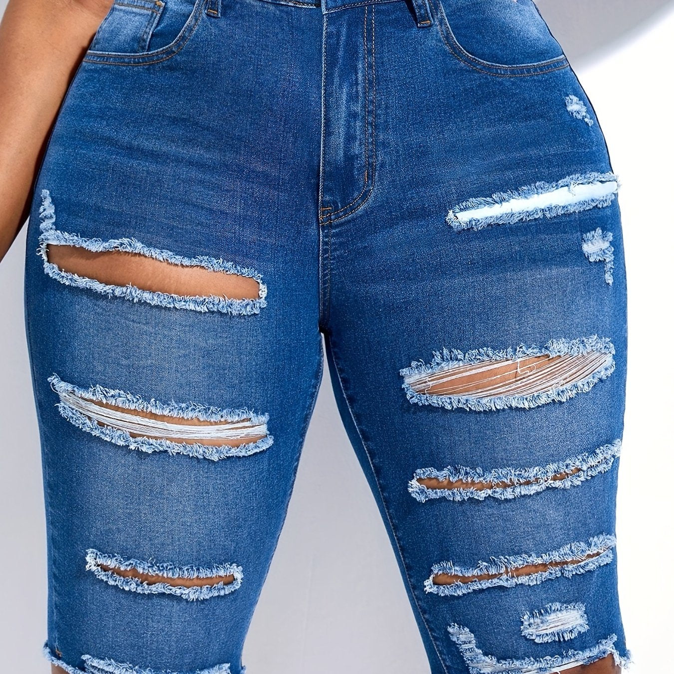  Solid Ripped Fringe Trim Skinny Denim Shorts