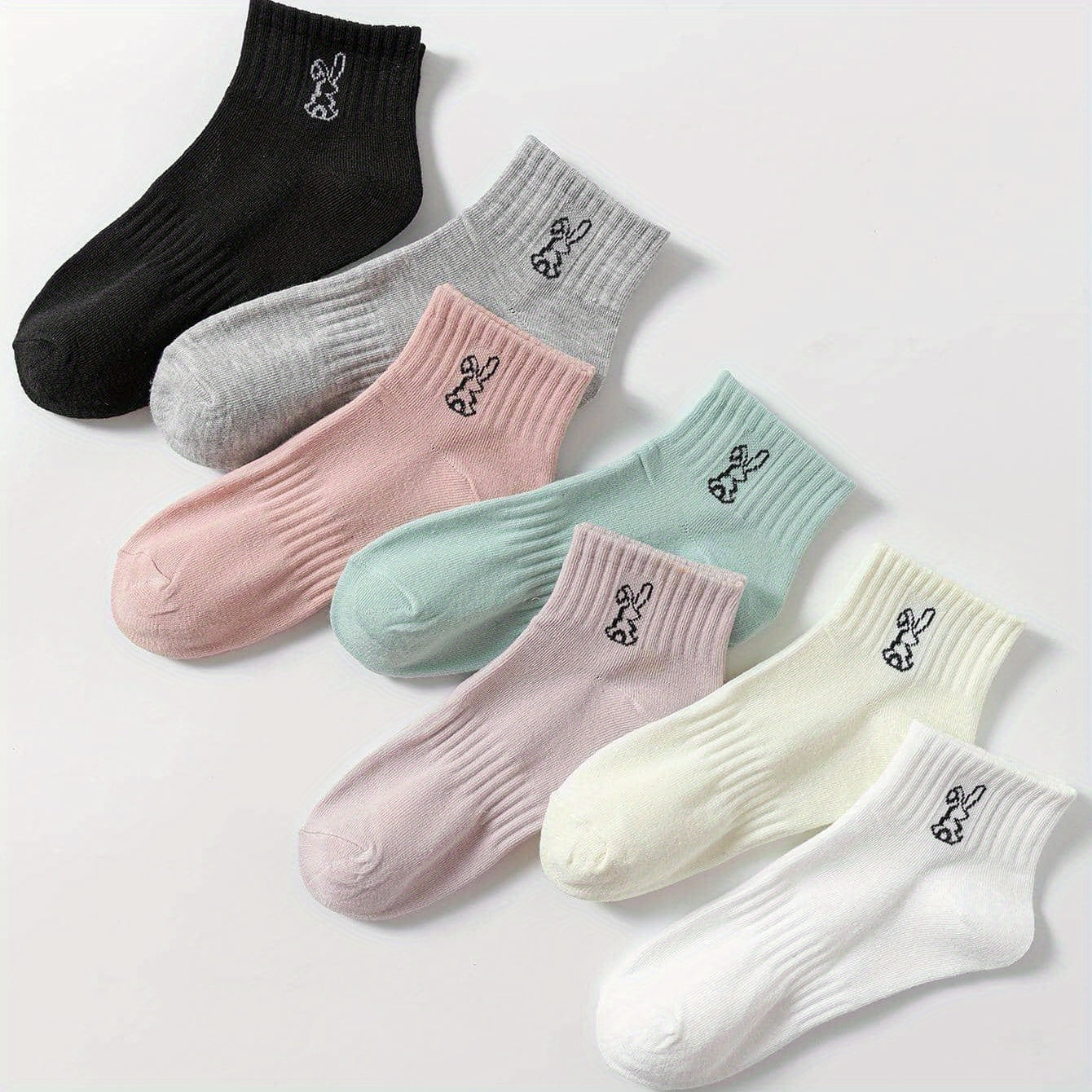 Bunny Pattern Socks - Women's Short Stockings