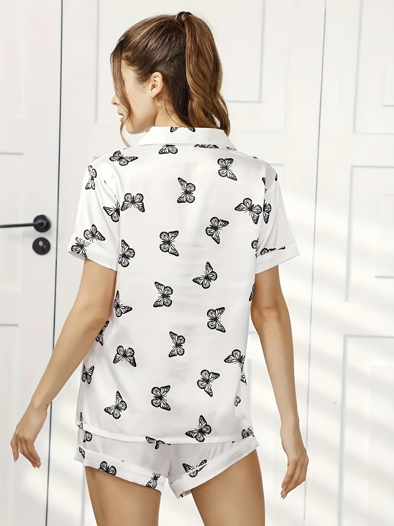 Butterfly Print Lounge Set Short Sleeve Top & Shorts