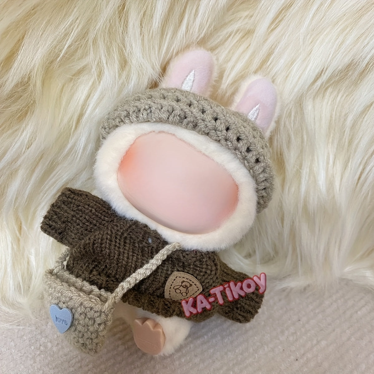 17Cm Doll Clothes Set: Hats, Bags, Clothes - No Dolls