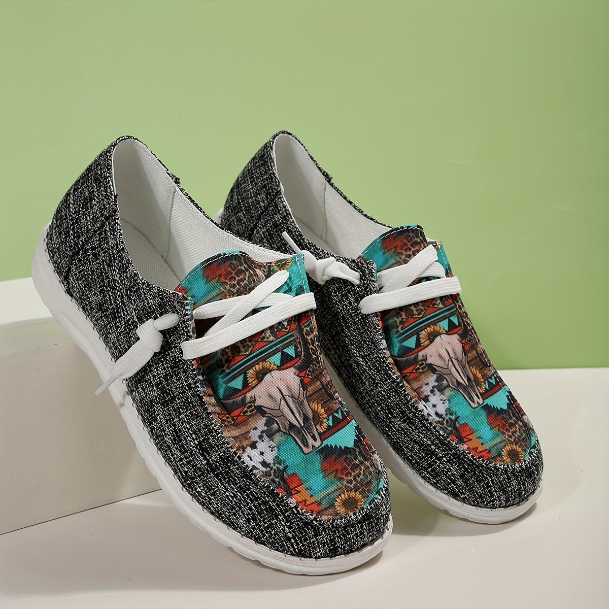 Cow Head Canvas Shoes Low Top Lace Up Walking Shoes