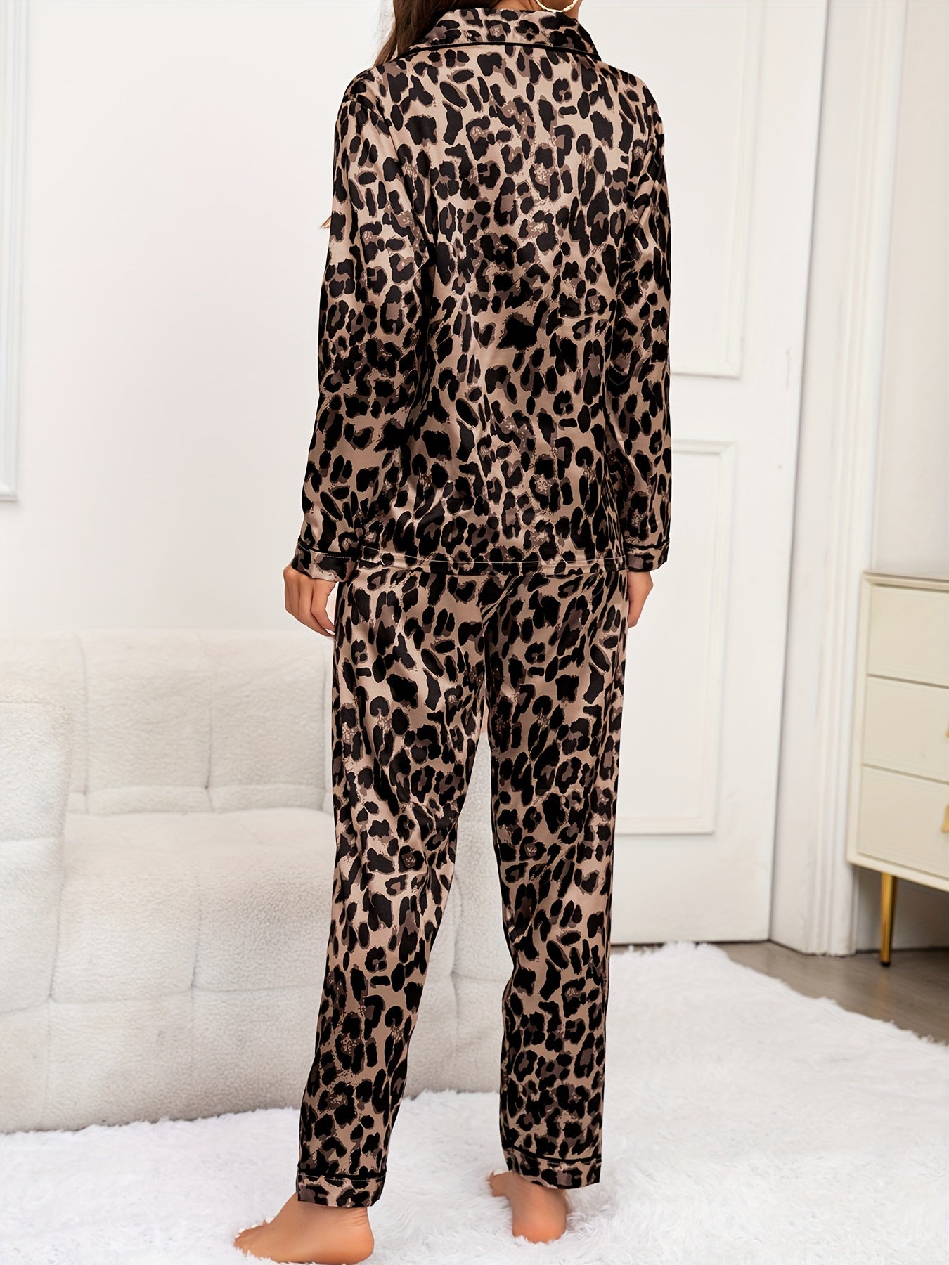 Leopard Print Pajama Set Long Sleeve Top & Pants Women's Sleepwear