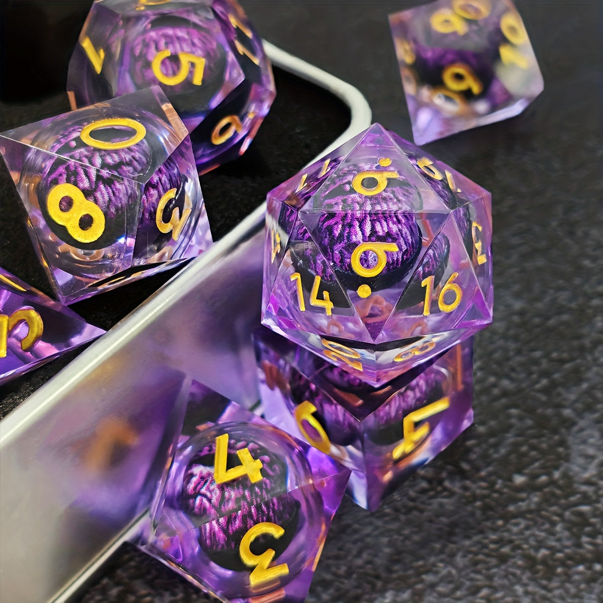 Dragon's Eye Resin Quicksand Dice Set Purple Green Halloween Props