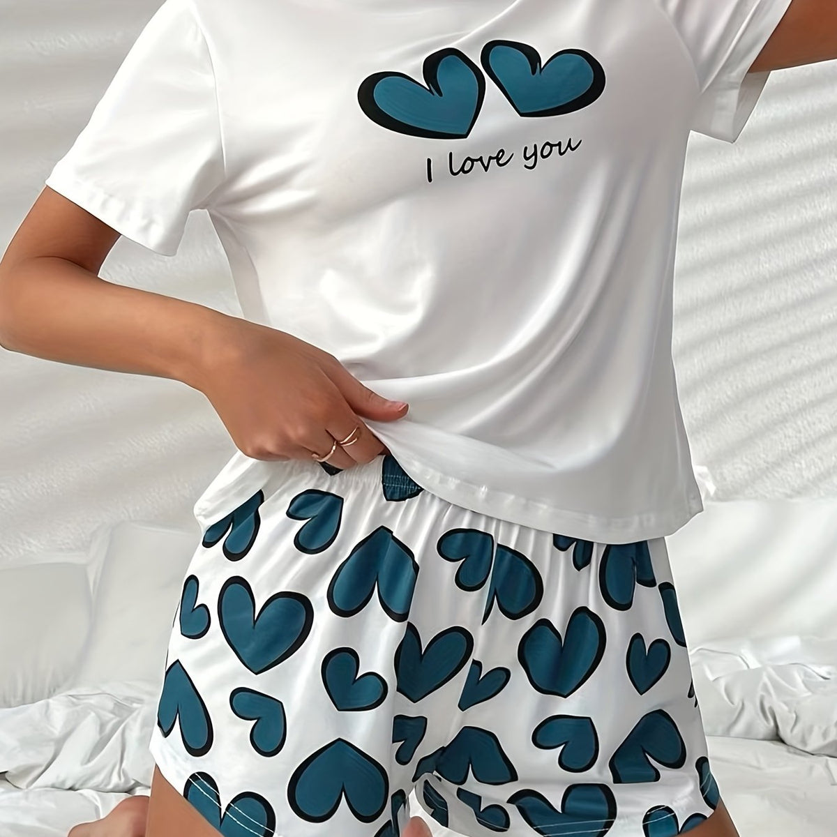 Heart Print Pajama Set Short Sleeve Top & Shorts Women's Sleepwear