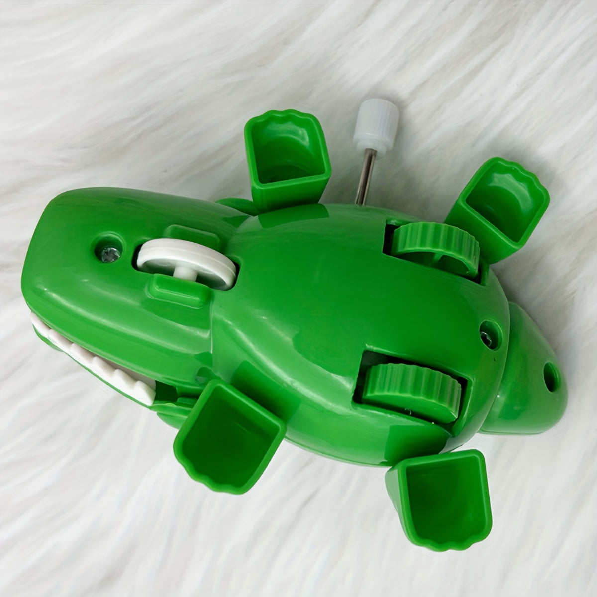 Chain Up Clockwork Crocodile Toy