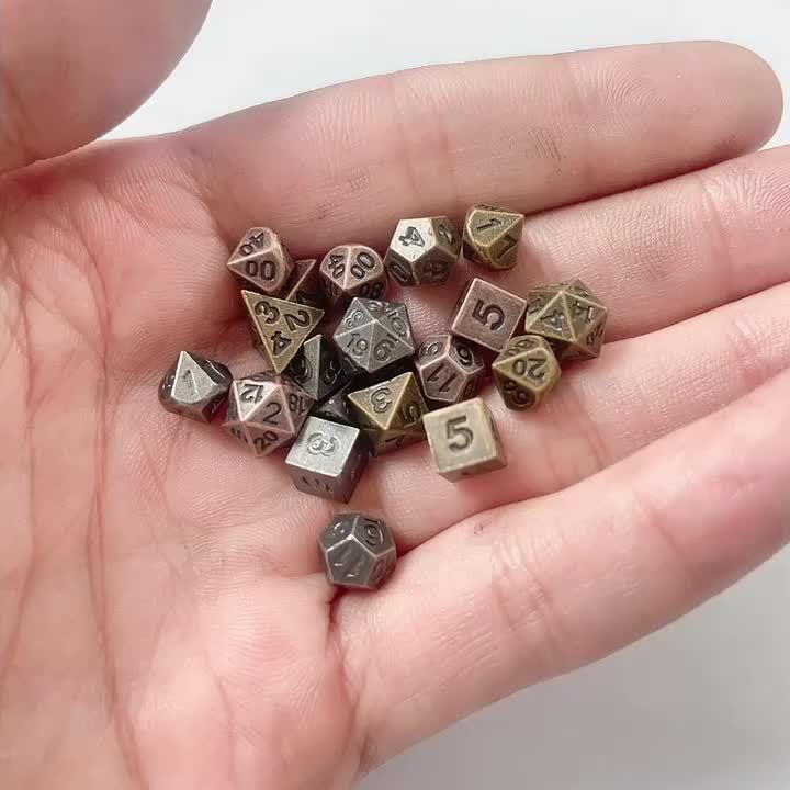 Mini Polyhedral Dice Set 7pcs Zinc Alloy Table Games Portable Fun Gift