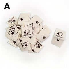 50pcs Clothing Collar Label Sheep Flower Wreath Scissors Pins Buttons