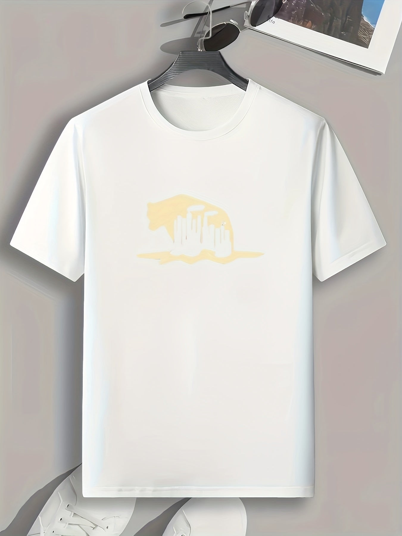 Bear Silhouette Print Men's Graphic t shirt Casual Comfy Tees For Summer