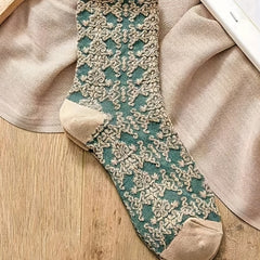 5 Pairs Retro Style 3D Textured Mid Tube Socks Women's Stockings