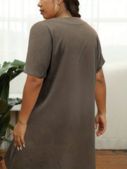  Solid Short Sleeve Round Neck Ruched Dress