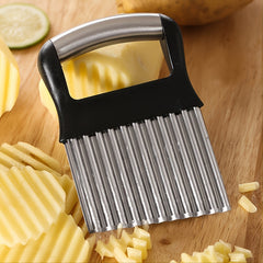 1pc Crinkle Cutter Wavy Chopper Stainless Steel Safe Kitchen Tools Shell Slicer