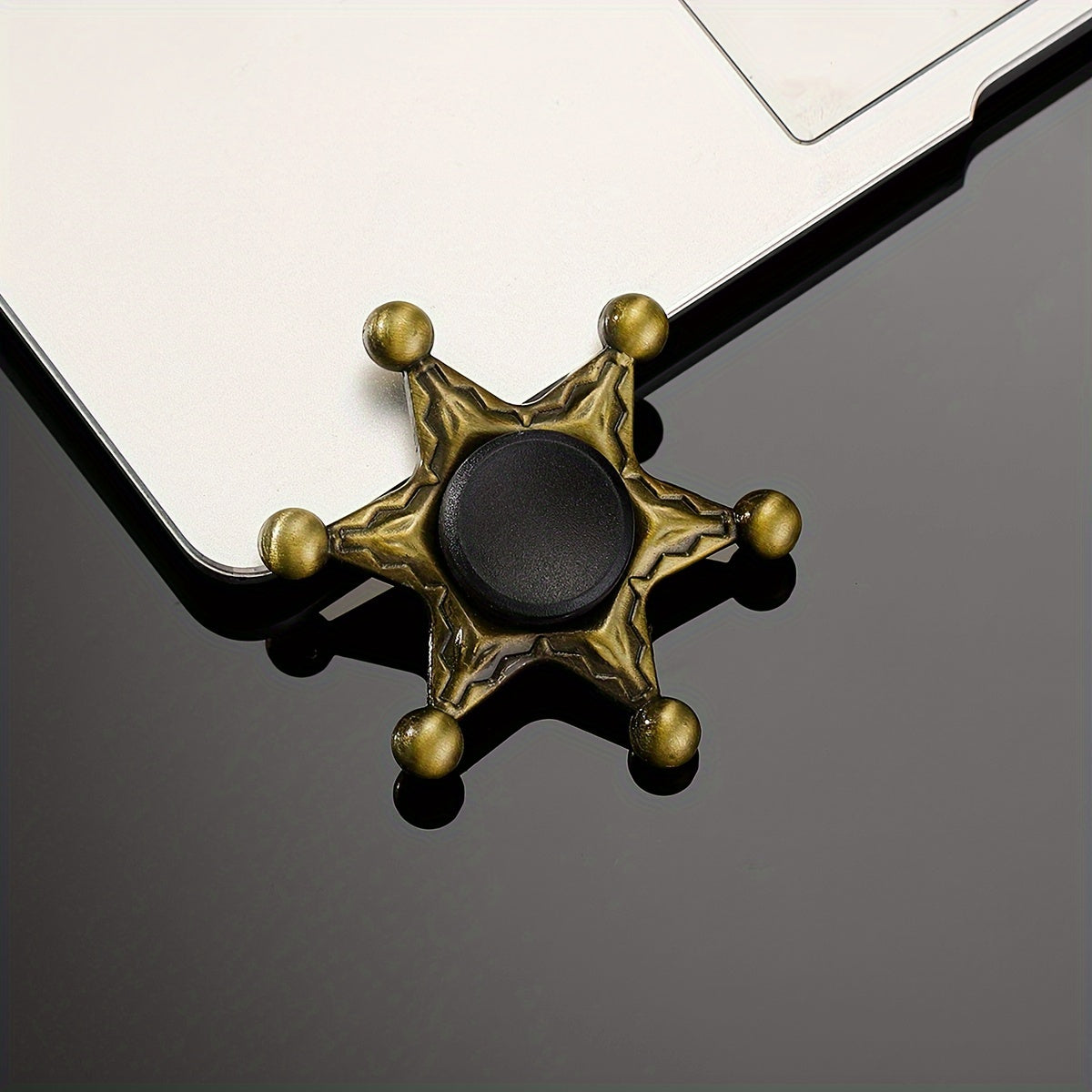 Bronze Metal Finger Spinner Adult Decompression Toy
