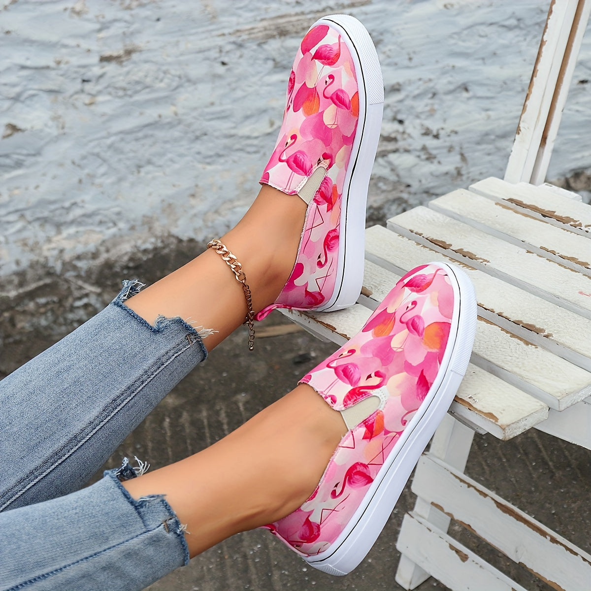Pink Flamingo Heart Print Slip-On Sneakers