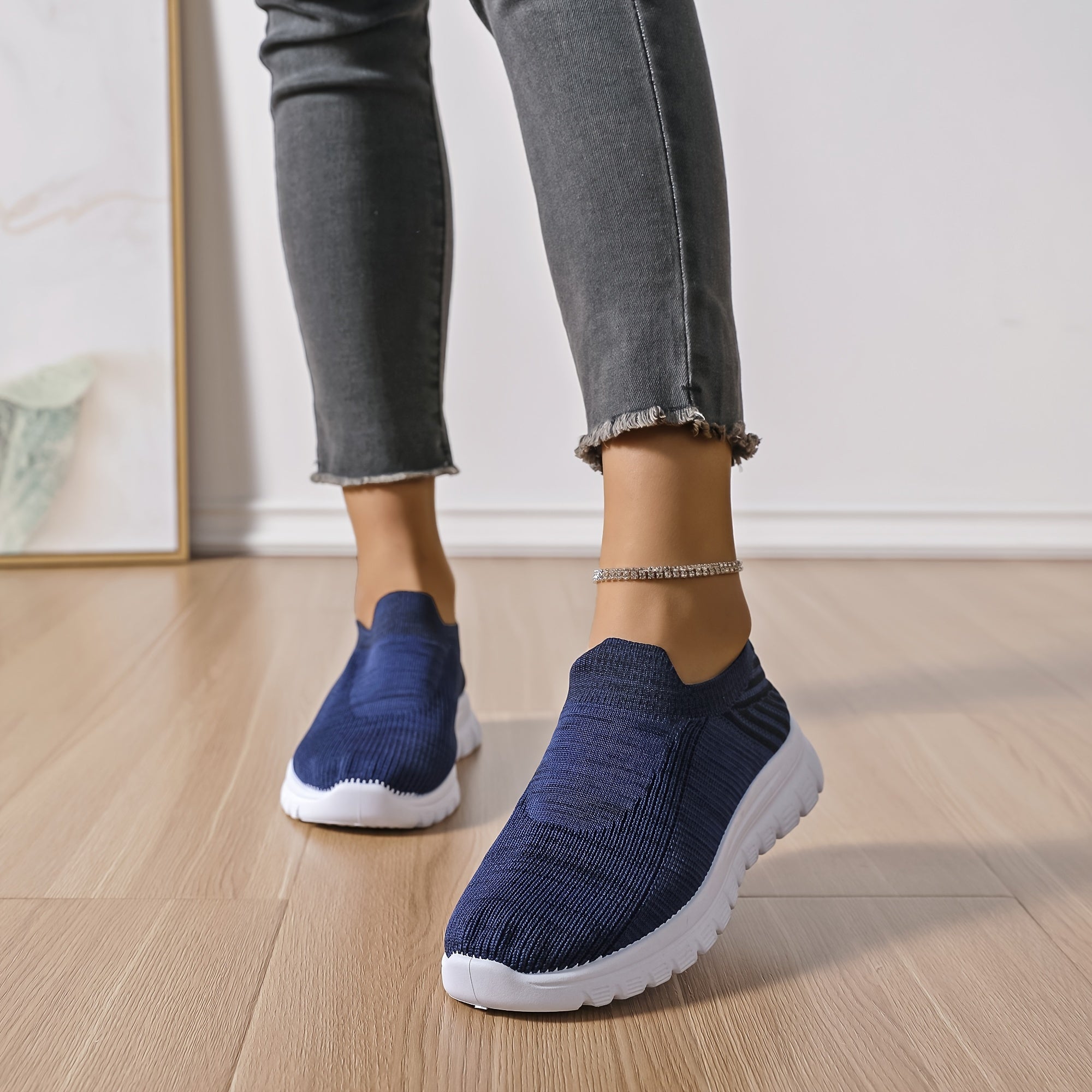 Non Slip Mesh Sneakers Lightweight Slip on Shoes For Women