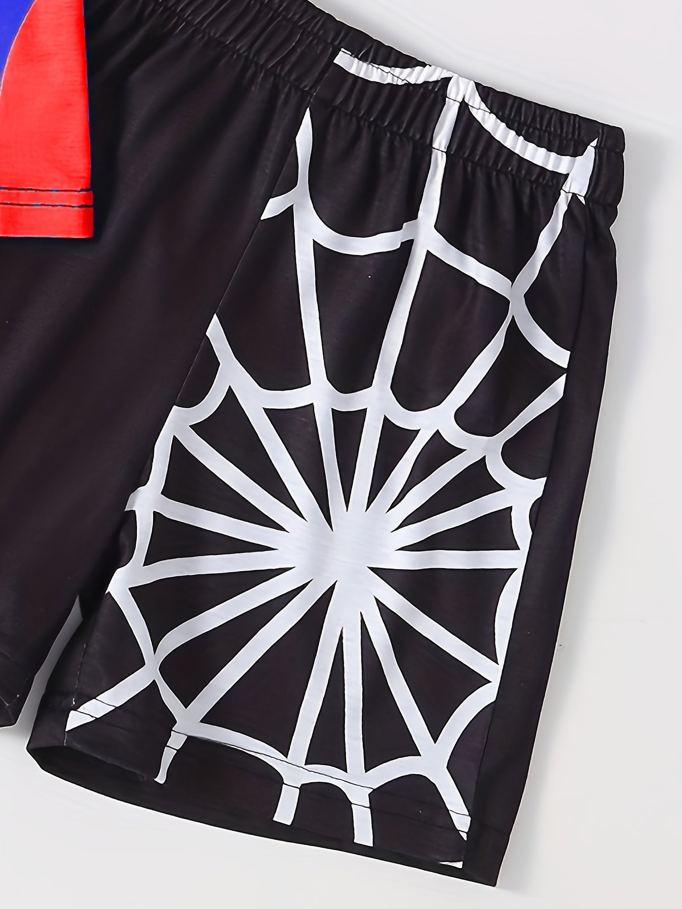 2pcs Toddler Boys Spider Graphic T Shirts & Shorts Set