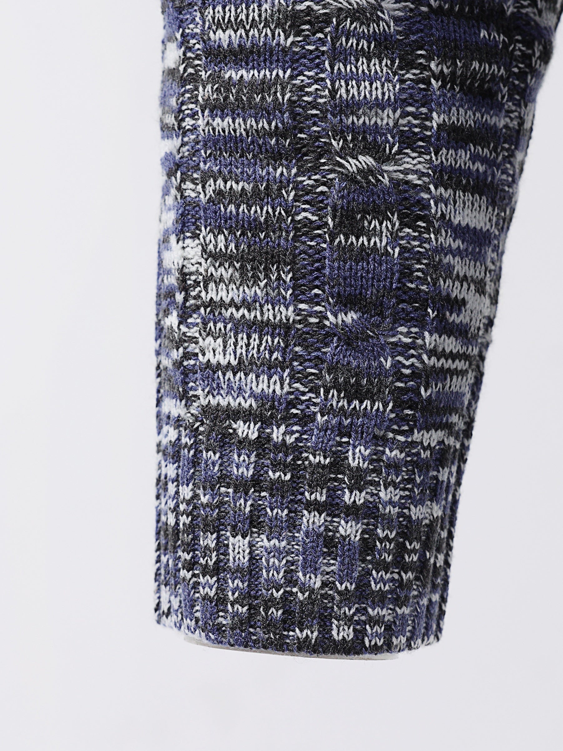 Men's Knitted Block Sweater Round Neck Warm Pullover for Fall Winter
