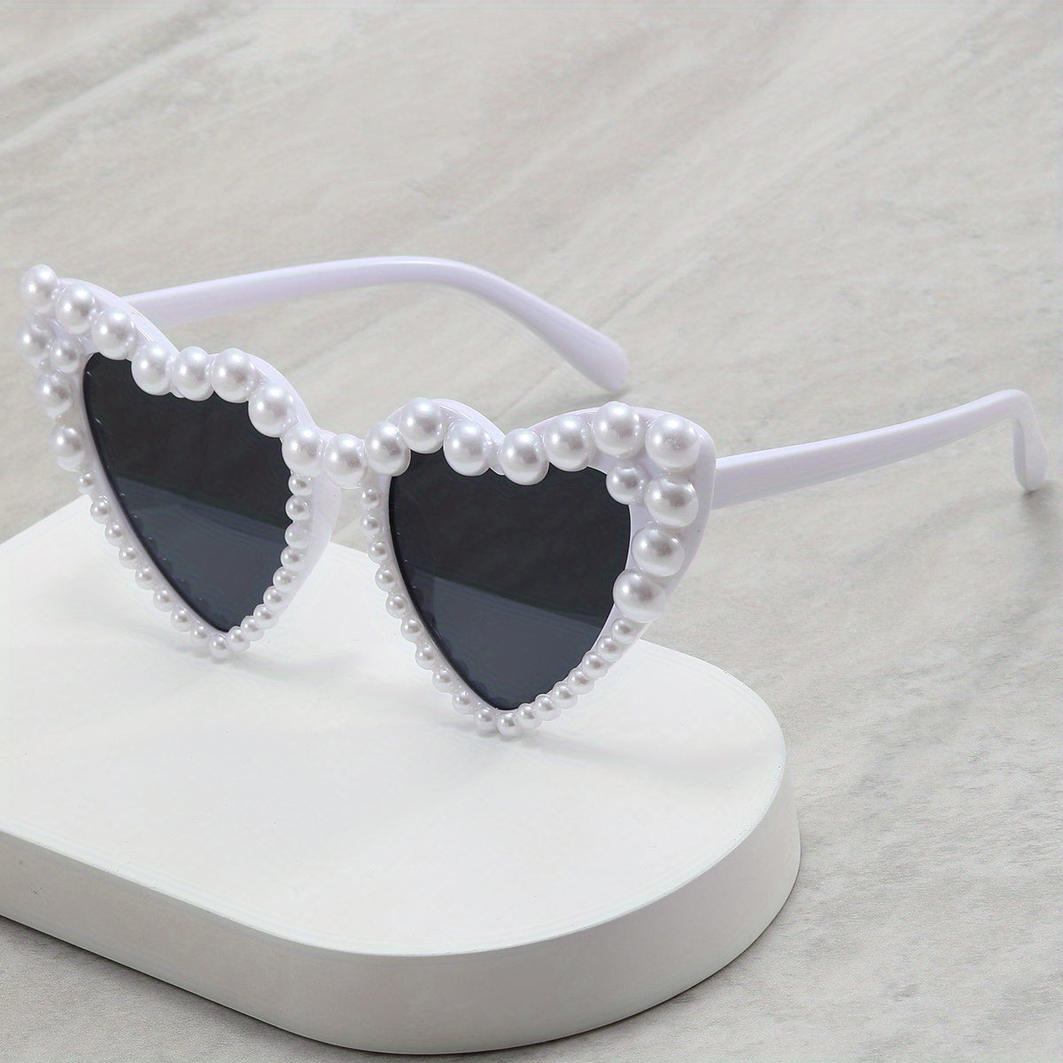 Y2K Faux Pearl Heart Sunglasses Women Prom Decorative Shades UV400