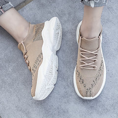 Men's Athletic Sneakers Breathable and Comfortable