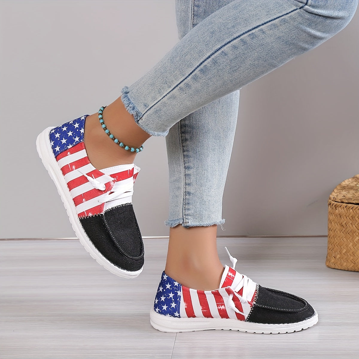 Women's Star & Striped Canvas Shoes Casual Lace Up Sneakers
