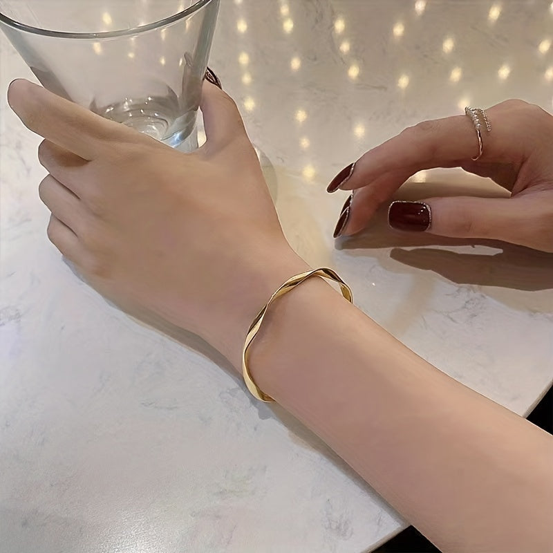 Golden Silver Wave Pattern Bracelet Twisted Cuff Bangle for Girls