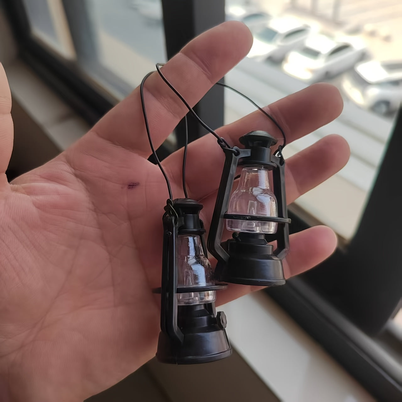 Mini Retro Lantern Dollhouse Accessory No Electricity Mixed Colors Plastic