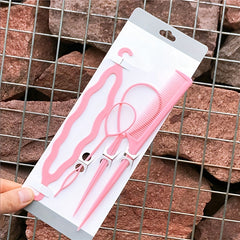 Versatile Hair Tool for Braiding and Tying Hair