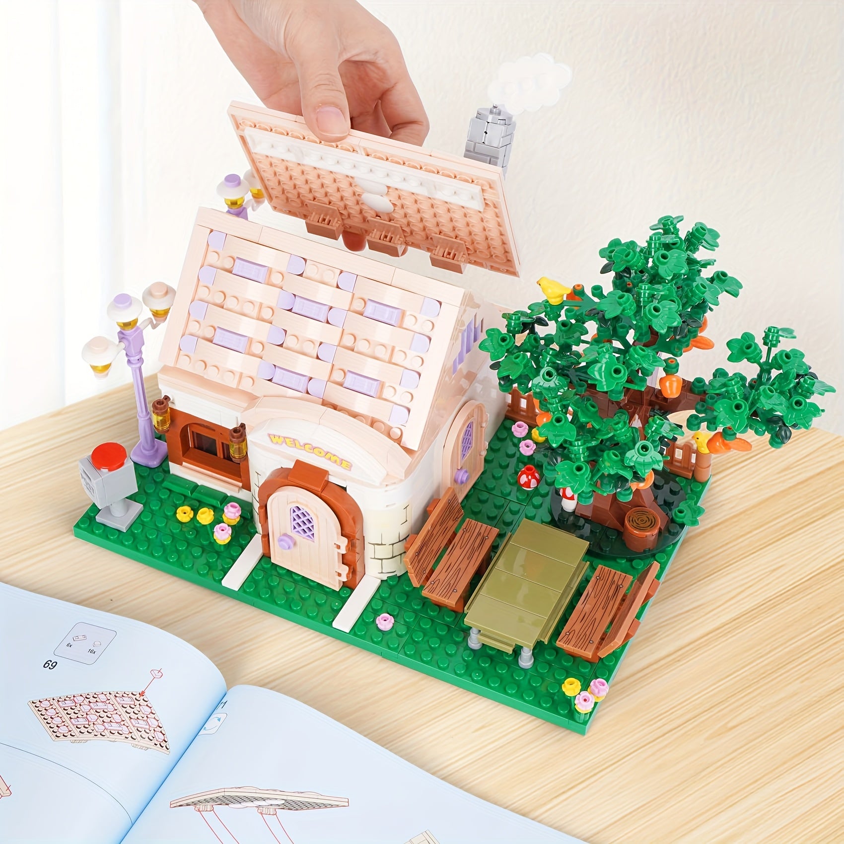 Animal House Bricks Toy Collectible Display DIY Construction Adult