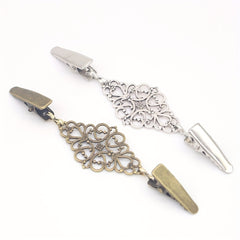 Retro Cardigan Clip Cape Shawl Sweater Collar Duck Clip Hollow Brooch Pin