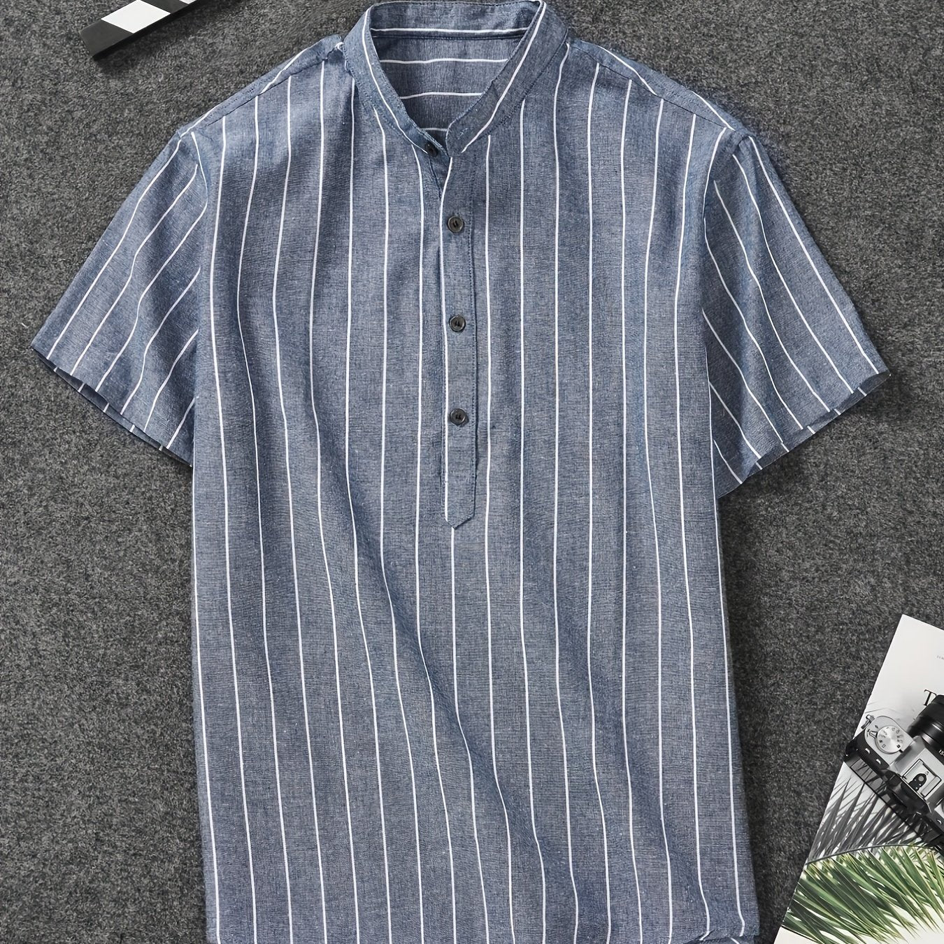 Men's Casual Button-Down Shirt