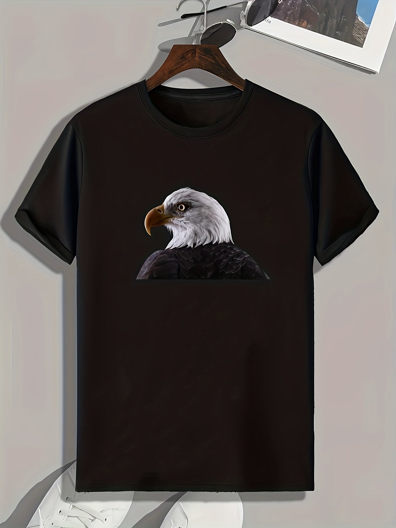 Eagle Print Men's Casual Graphic Tee for Summer