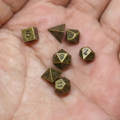 Mini Polyhedral Dice Set 7pcs Zinc Alloy Table Games Portable Fun Gift