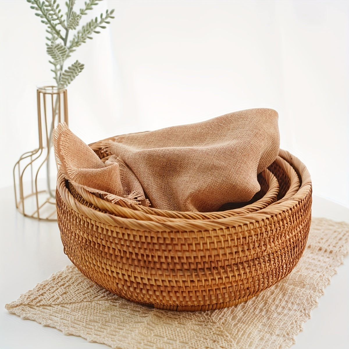 Round Rattan Fruit Basket Decorative Serving Baskets
