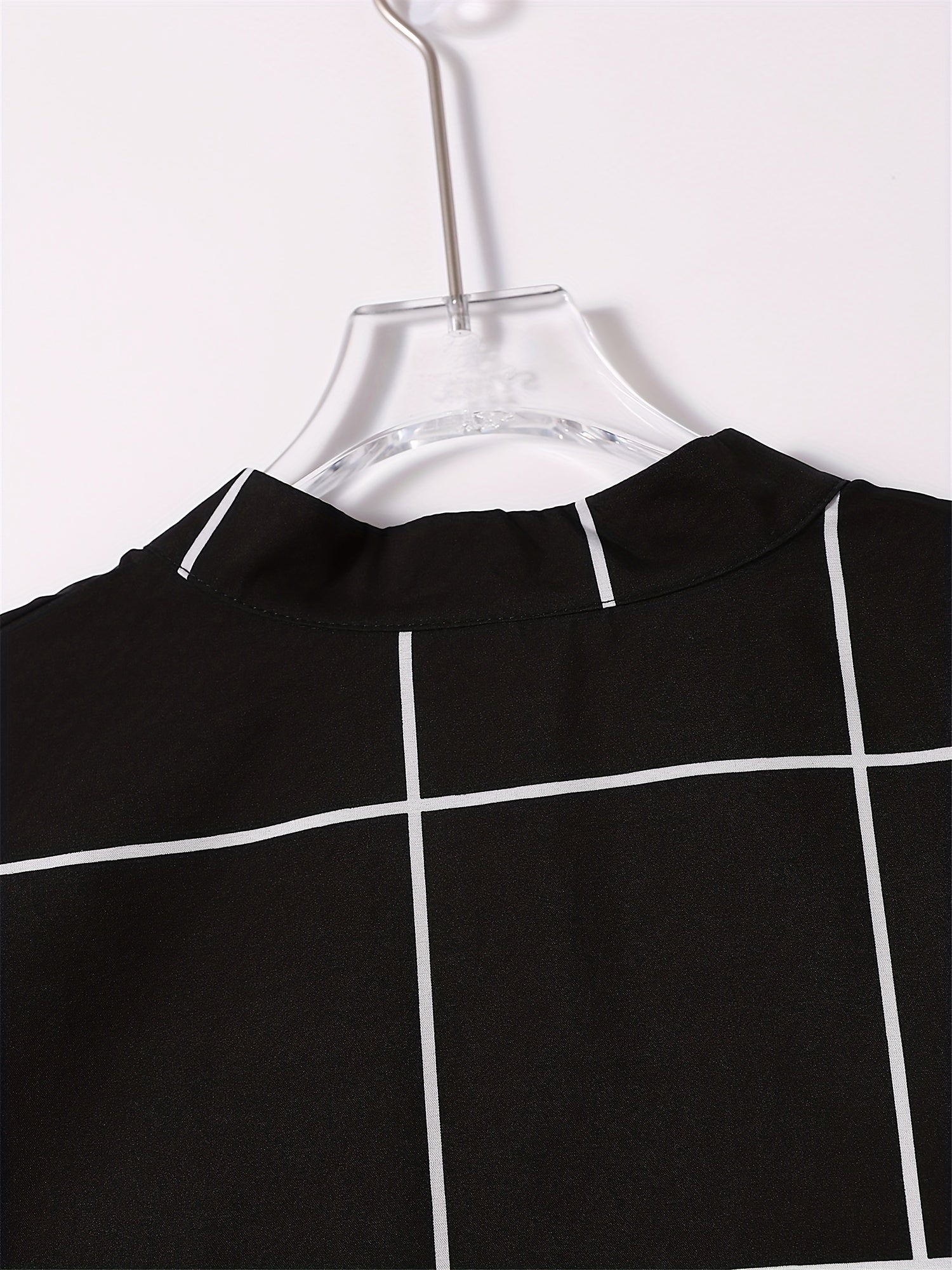  Grid Print Long Sleeve Blouse