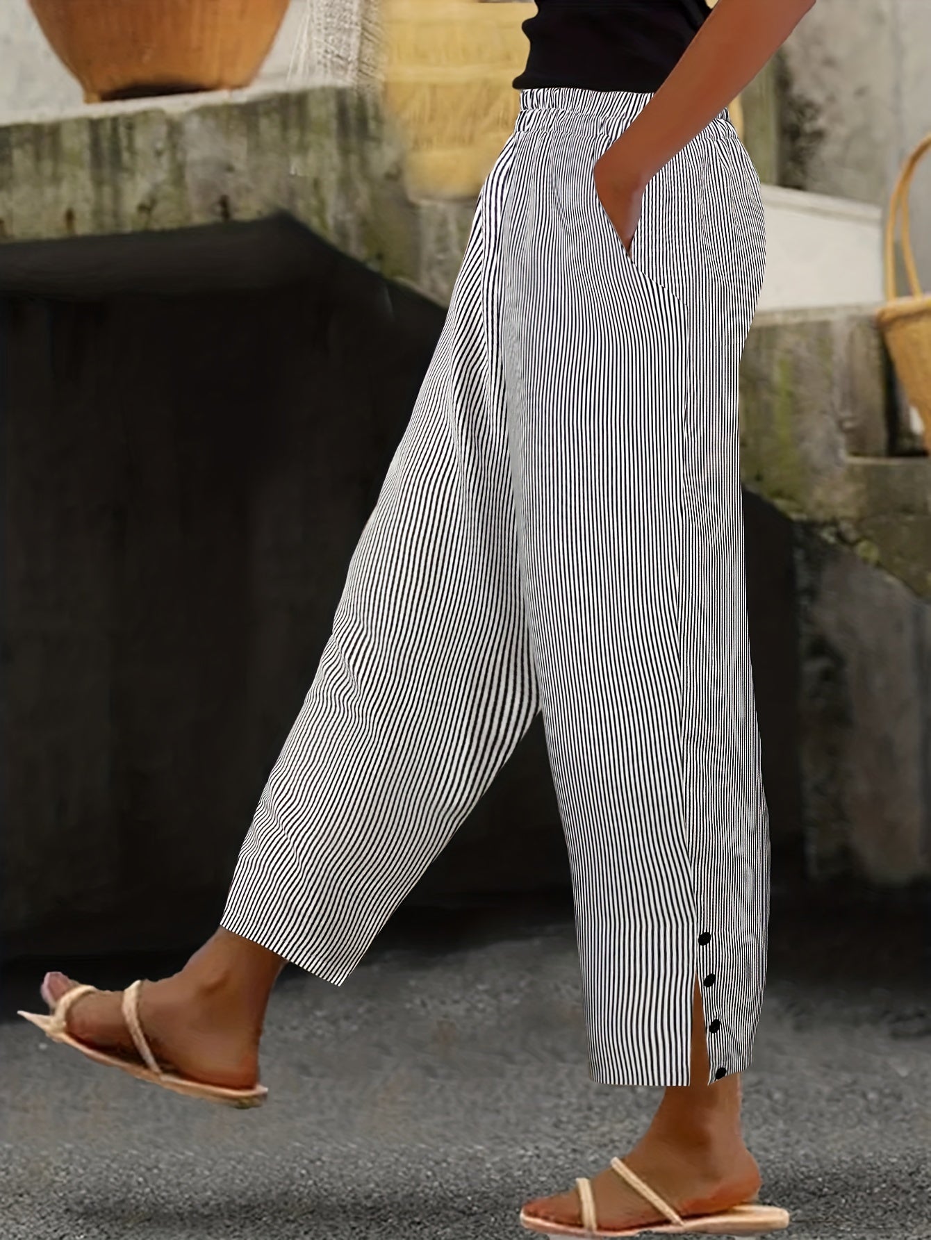  Stripe Print Crop Trousers with Pockets