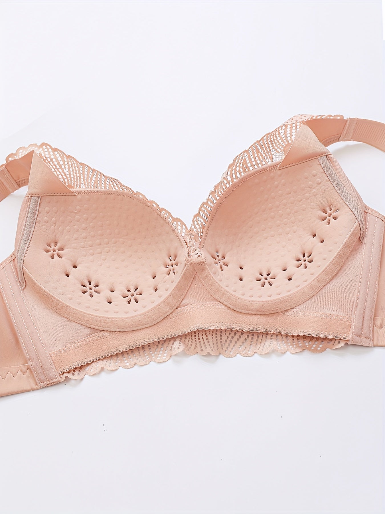 Lace Wireless Push-Up Bra Women