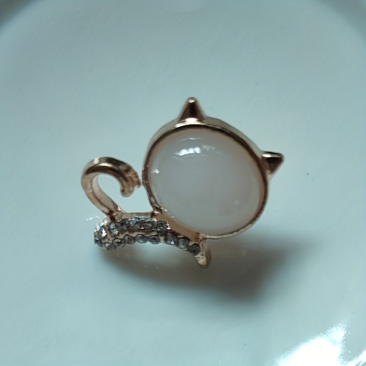 Golden Large Face Cat Brooch Collar Buckle Pin