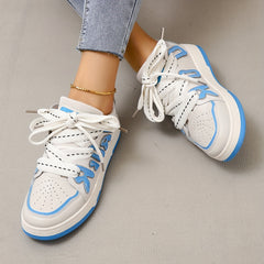 Women's Letter Patched Skate Shoes Lace Up Non slip Platform Sneakers