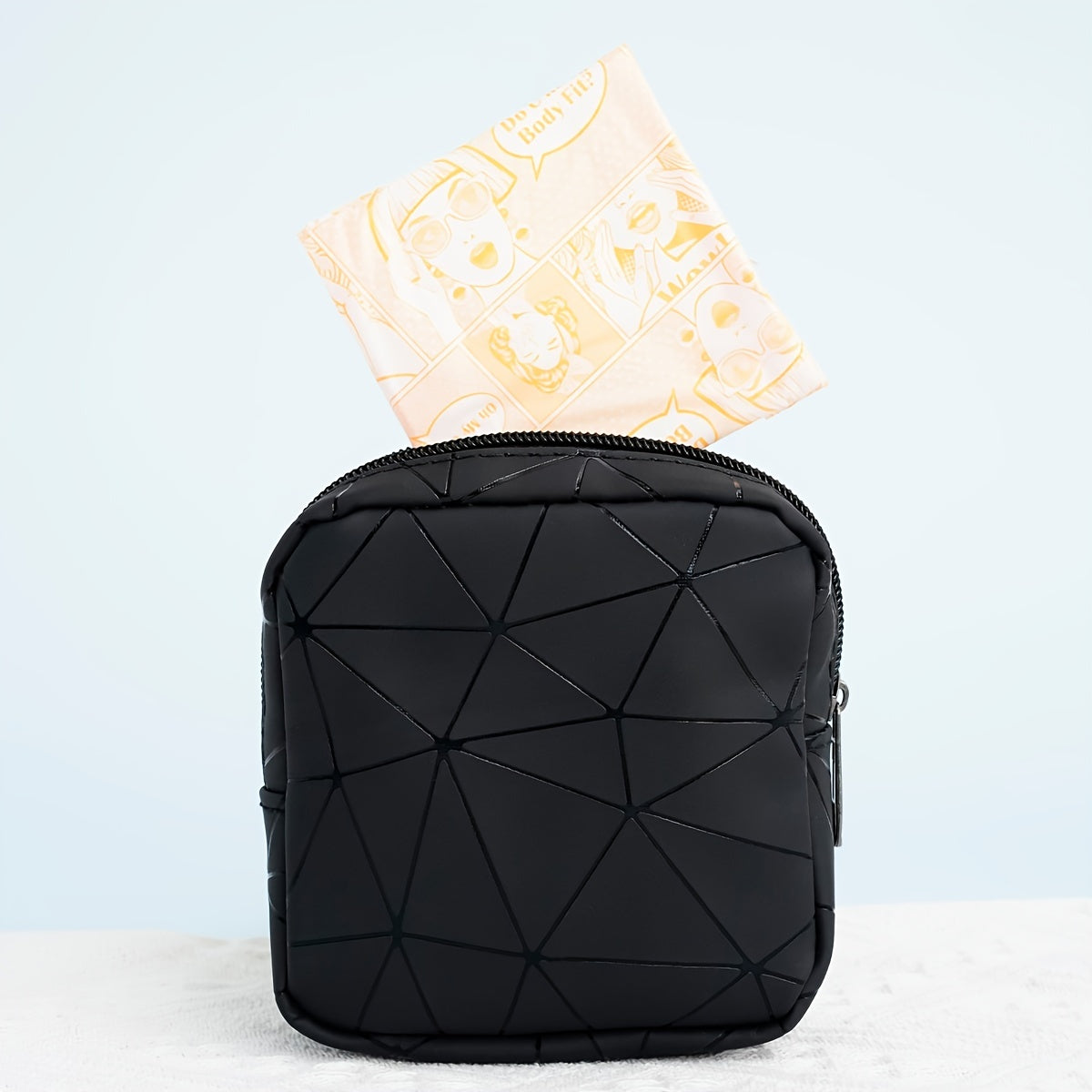 Geometric Pattern Sanitary Napkin Storage Bag Portable Carry On Pouch