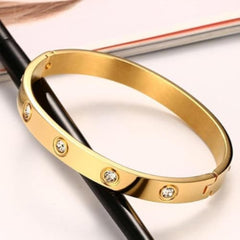 img_8156872