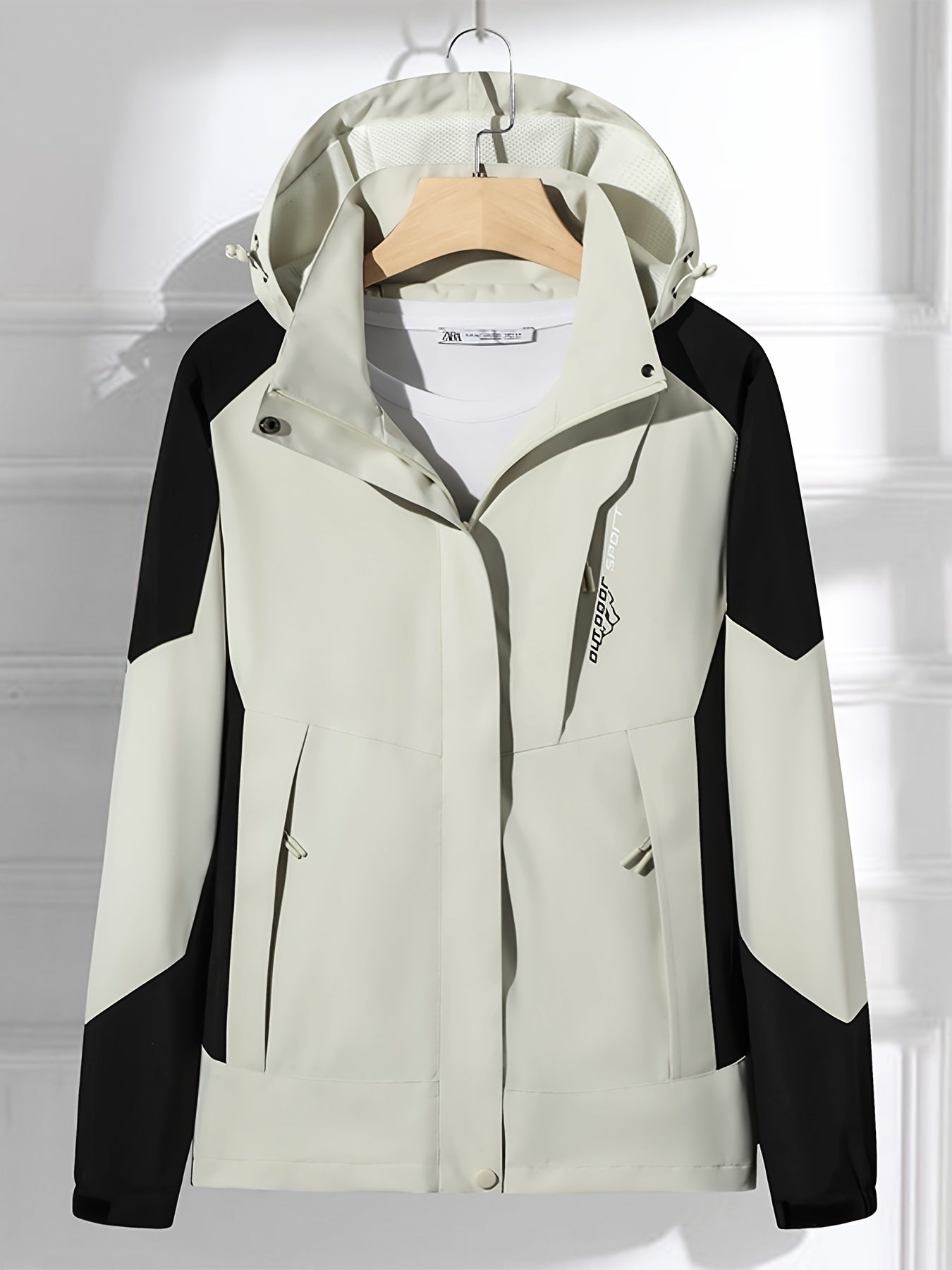 Women's Soft Shell Hiking Jacket - Stylish & Comfortable