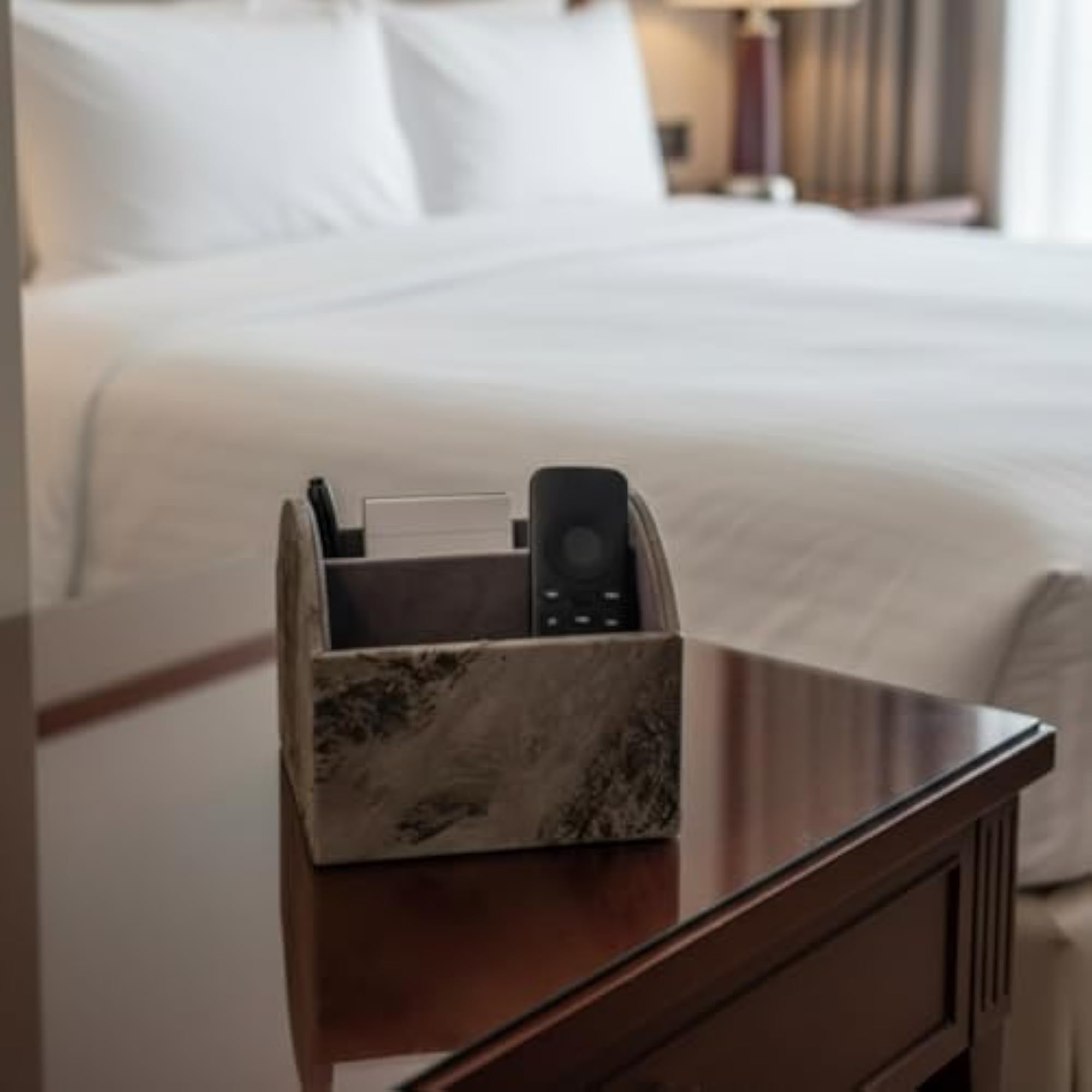 img_8379583