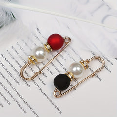 Faux Pearl Brooch Pins Rhinestone Cardigan Brooch Beads Buckle Pin