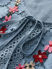  Floral Appliques Guipure Lace Top