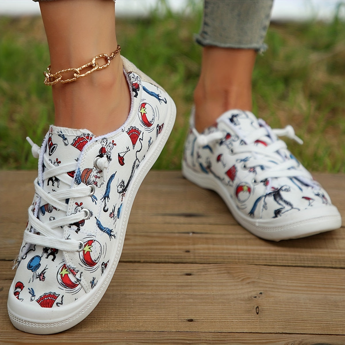 Women's Cartoon Print Canvas Low Top Flat Walking Shoes